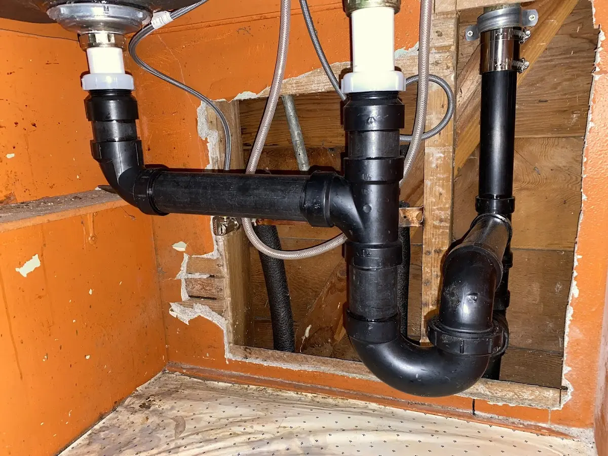 Professional Pipe Bursting equipment and tools on the job in Red Oak